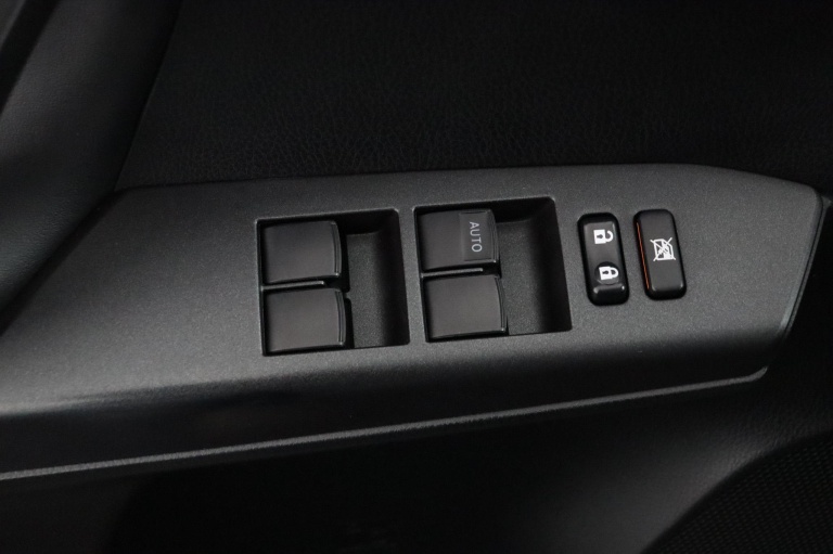 Toyota RAV4 - 2.5 Hybrid AWD Style 28