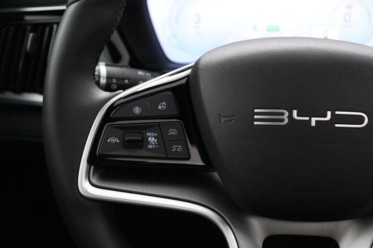 BYD SEAL U - Limited Edition 87 kWh 16