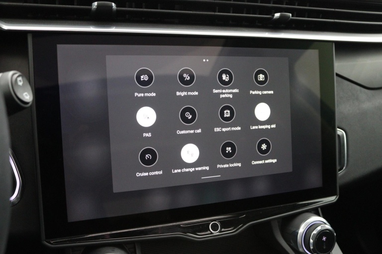 Lynk & Co 01 - 1.5 18