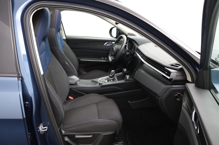 Lynk & Co 01 - 1.5 25