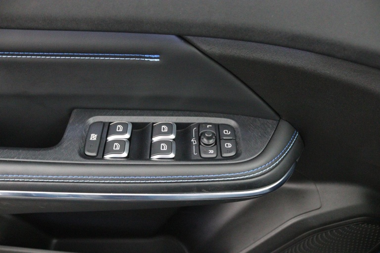 Lynk & Co 01 - 1.5 35