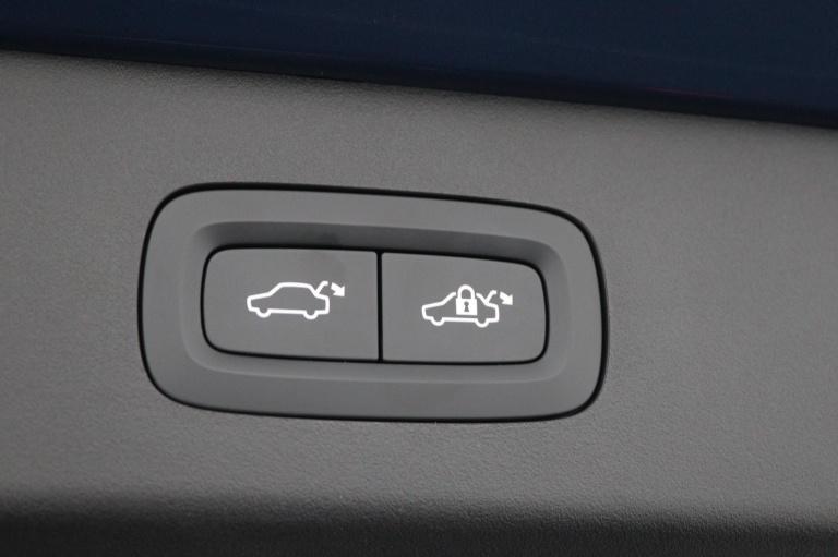 Lynk & Co 01 - 1.5 38