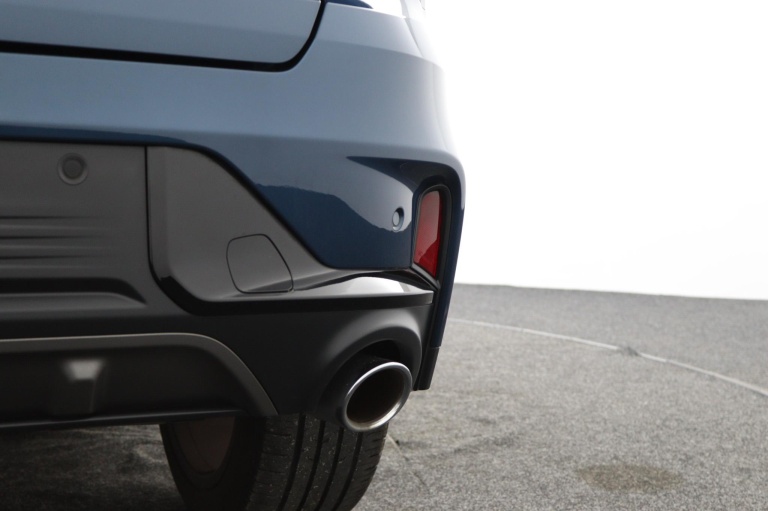 Lynk & Co 01 - 1.5 46