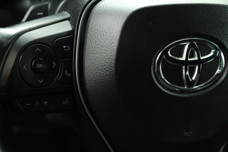 Toyota Corolla Touring Sports - 2.0 Hybrid Executive 19