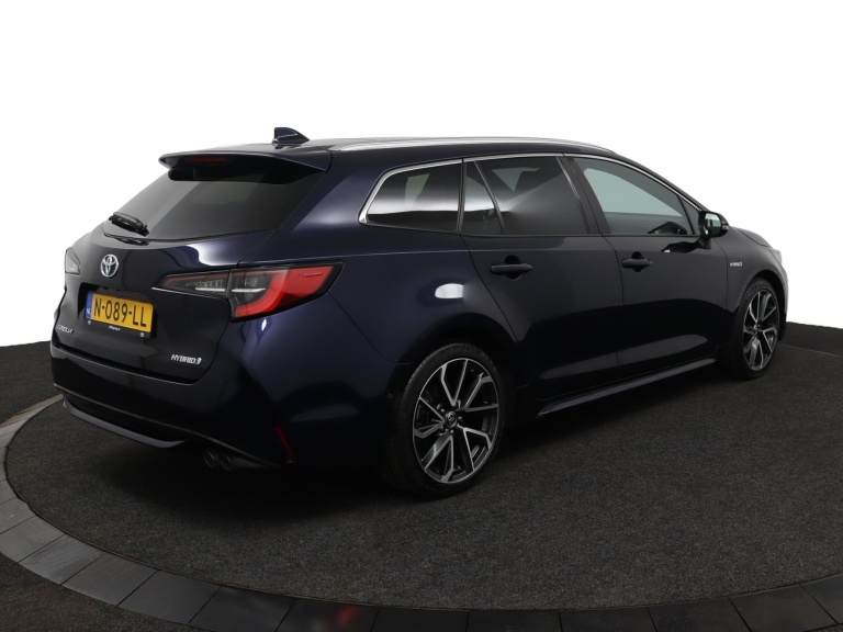 Toyota Corolla Touring Sports - 2.0 Hybrid Executive 2