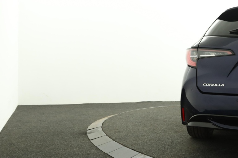 Toyota Corolla Touring Sports - 2.0 Hybrid Executive 41