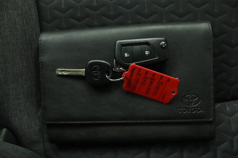 Toyota Yaris Cross - 1.5 Hybrid Active 11