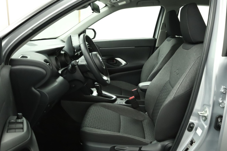 Toyota Yaris Cross - 1.5 Hybrid Active 17