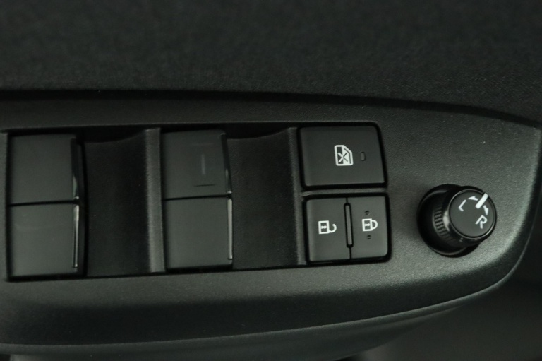 Toyota Yaris Cross - 1.5 Hybrid Active 28