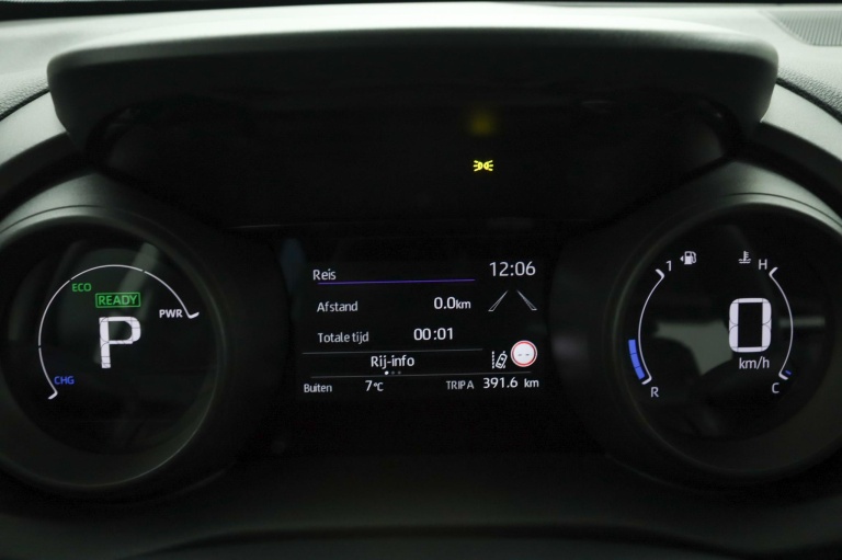 Toyota Yaris Cross - 1.5 Hybrid Active 46