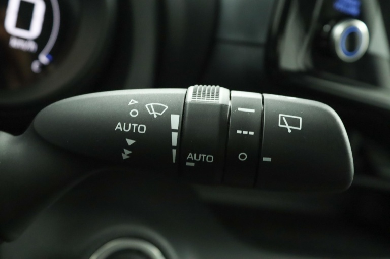 Toyota Yaris - 1.5 VVT-i Dynamic 32