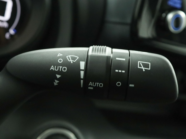 Toyota Yaris - 1.5 VVT-i Dynamic