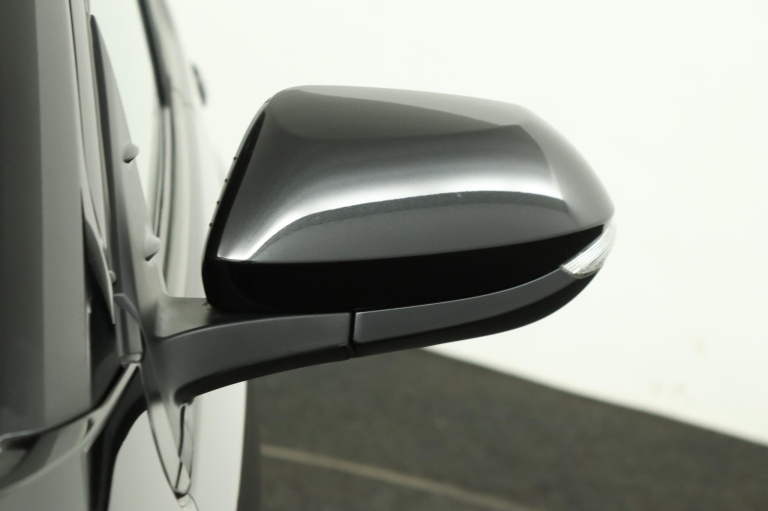 Toyota Yaris - 1.5 VVT-i Dynamic 37