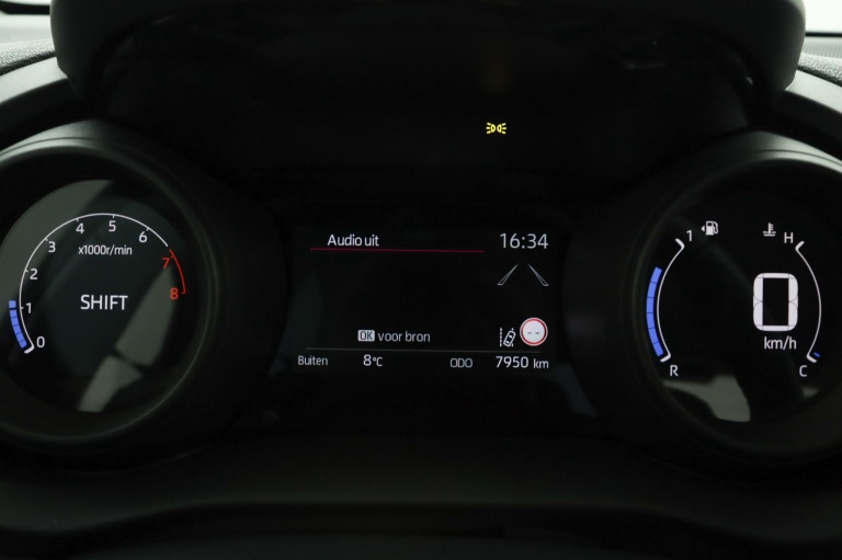 Toyota Yaris - 1.5 VVT-i Dynamic 45