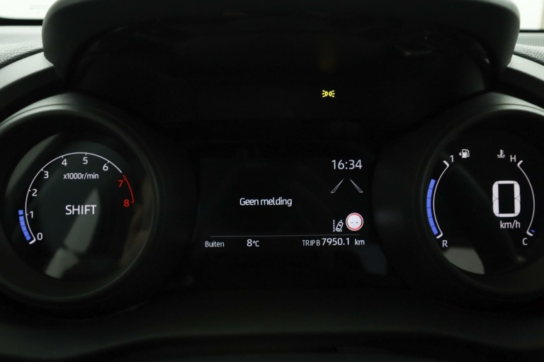 Toyota Yaris - 1.5 VVT-i Dynamic 51