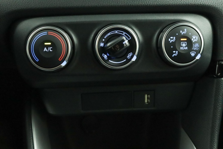 Toyota Yaris - 1.5 VVT-i Dynamic 7