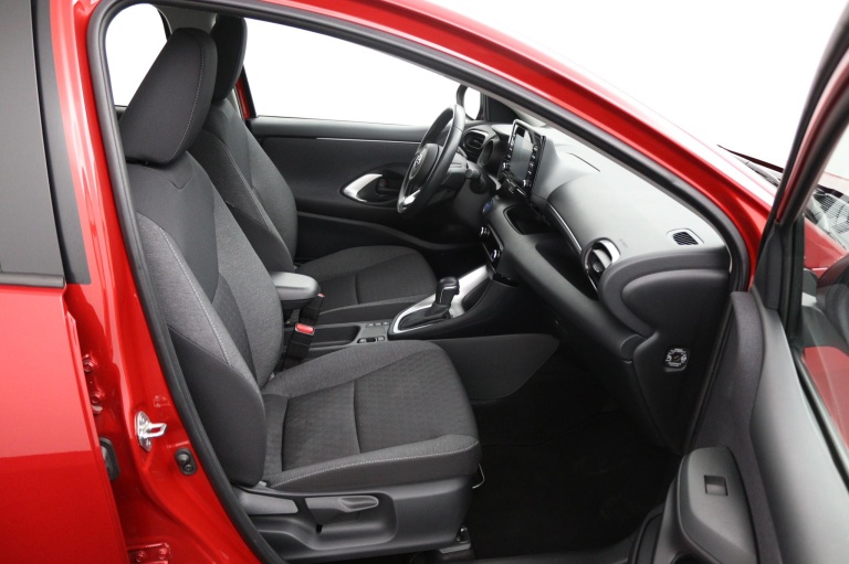 Toyota Yaris - 1.5 Hybrid Dynamic 22