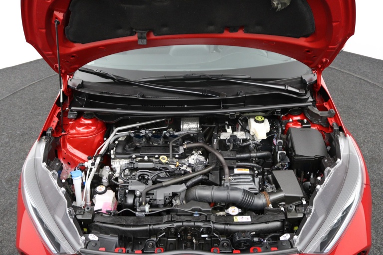 Toyota Yaris - 1.5 Hybrid Dynamic 34