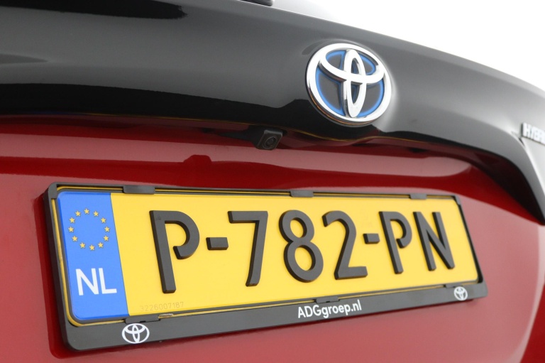 Toyota Yaris - 1.5 Hybrid Dynamic 37