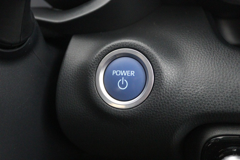 Toyota Yaris - 1.5 Hybrid Dynamic 38