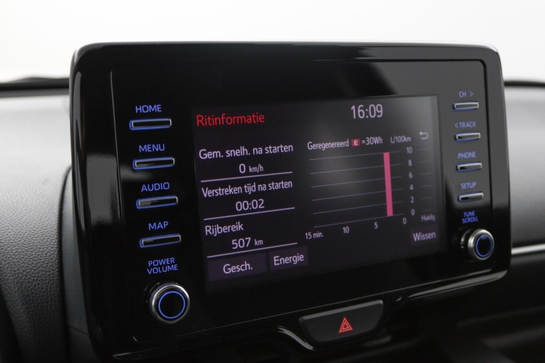 Toyota Yaris - 1.5 Hybrid Dynamic 41