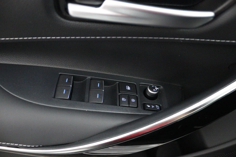 Toyota Corolla Touring Sports - 1.8 Hybrid GR-Sport 29