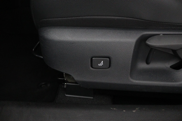 Toyota Corolla Touring Sports - 1.8 Hybrid GR-Sport 37