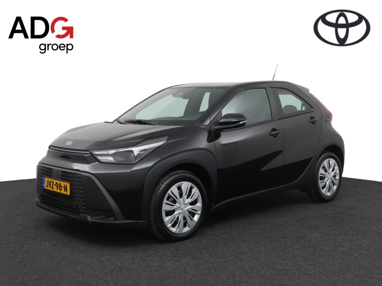 Toyota Aygo X - Hybrid 115 play 1