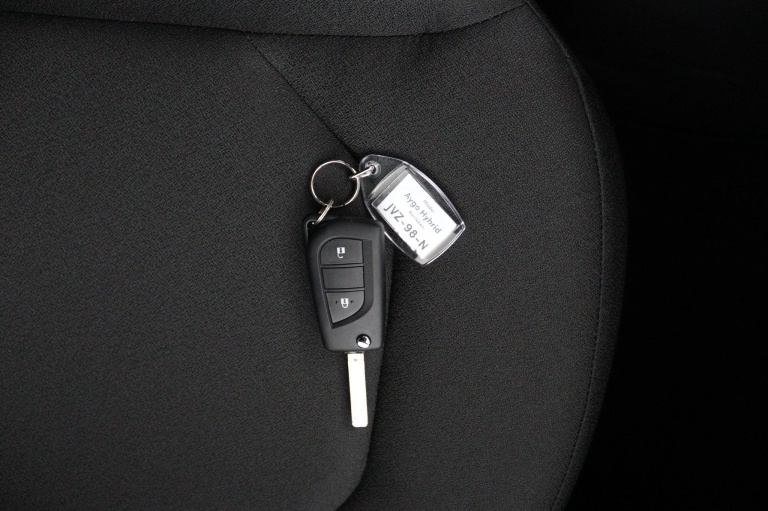 Toyota Aygo X - Hybrid 115 play 11