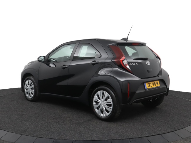Toyota Aygo X - Hybrid 115 play
