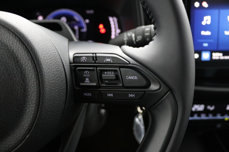 Toyota Aygo X - Hybrid 115 play 21