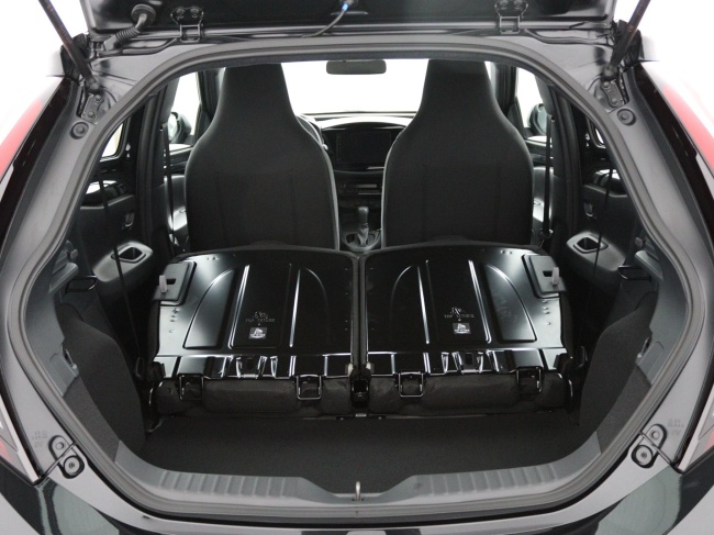 Toyota Aygo X - Hybrid 115 play