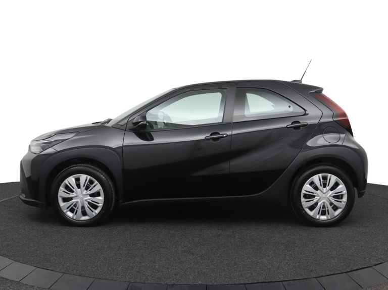 Toyota Aygo X - Hybrid 115 play 3