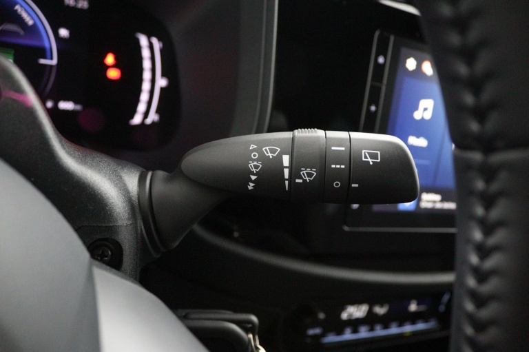 Toyota Aygo X - Hybrid 115 play 30