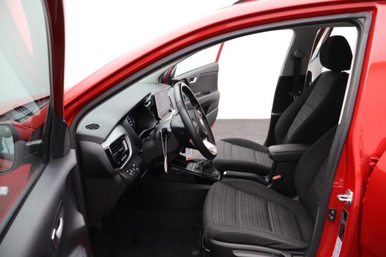 Kia Stonic - 1.0 T-GDi MHEV DynamicLine 12