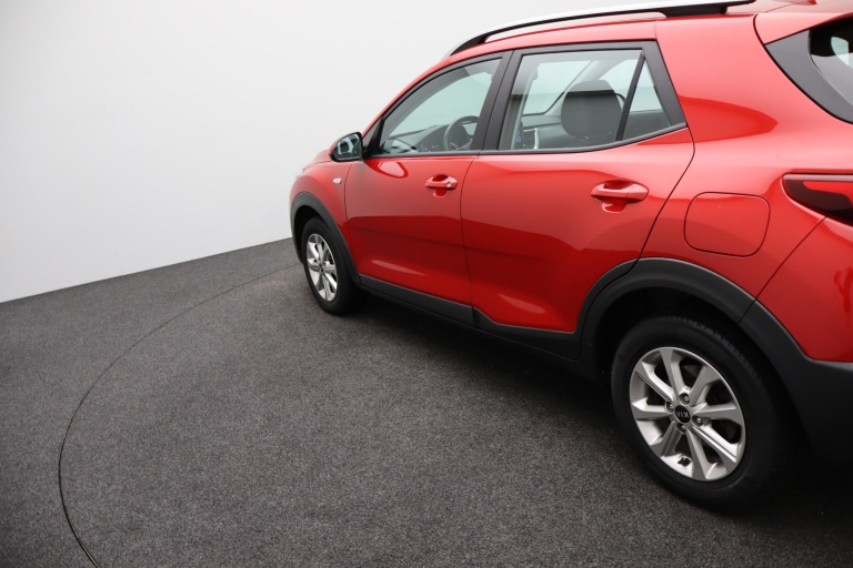 Kia Stonic - 1.0 T-GDi MHEV DynamicLine 32