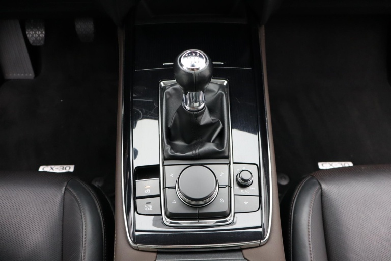Mazda CX-30 - 2.0 e-SkyActiv-X M Hybrid Luxury 11