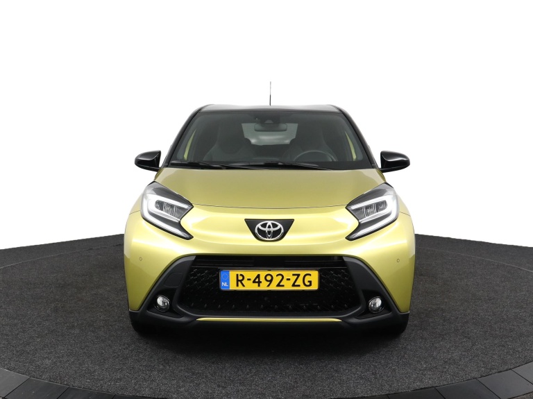 Toyota Aygo X - 1.0 VVT-i S-CVT Premium 16