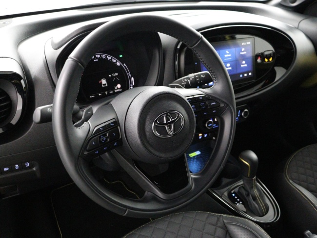 Toyota Aygo X - 1.0 VVT-i S-CVT Premium