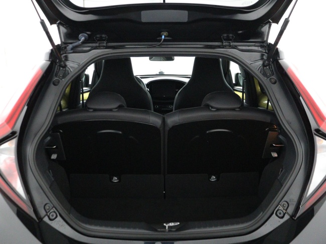 Toyota Aygo X - 1.0 VVT-i S-CVT Premium