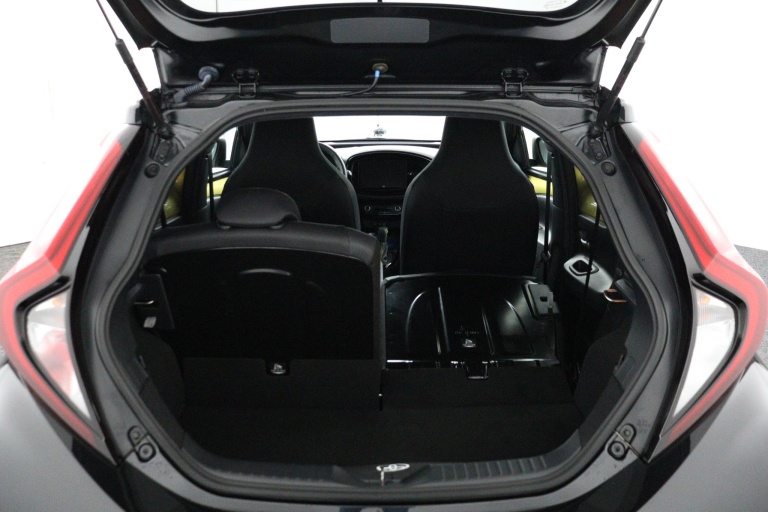 Toyota Aygo X - 1.0 VVT-i S-CVT Premium 24