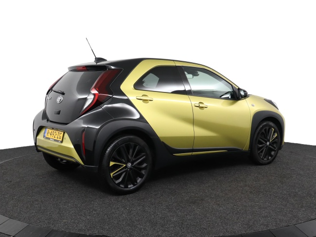 Toyota Aygo X - 1.0 VVT-i S-CVT Premium