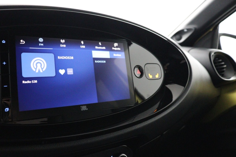 Toyota Aygo X - 1.0 VVT-i S-CVT Premium 8