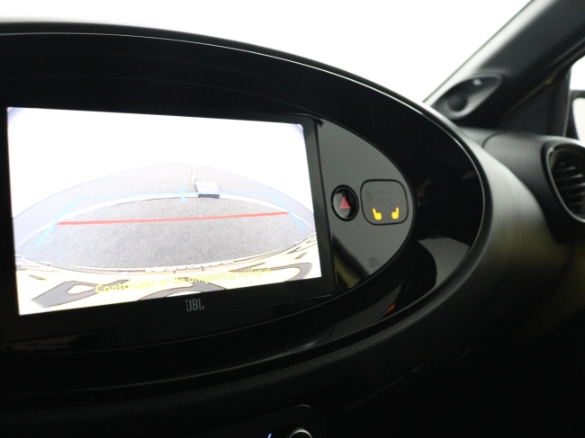 Toyota Aygo X - 1.0 VVT-i S-CVT Premium