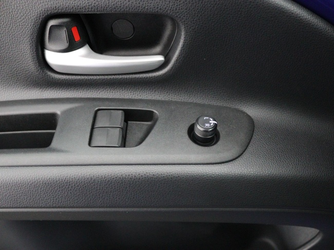 Toyota Aygo X - 1.0 VVT-i MT Play