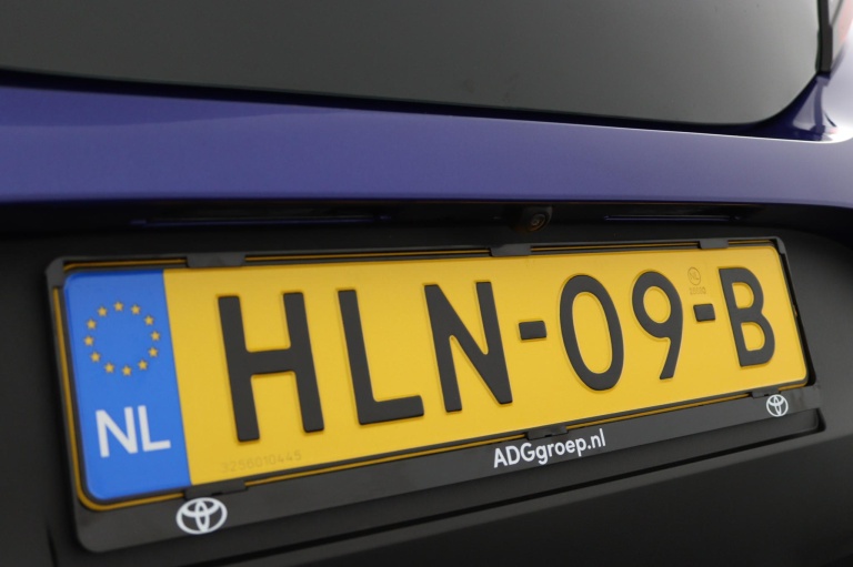 Toyota Aygo X - 1.0 VVT-i MT Play 36