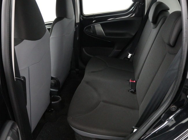 Toyota Aygo - 1.0 VVT-i Now