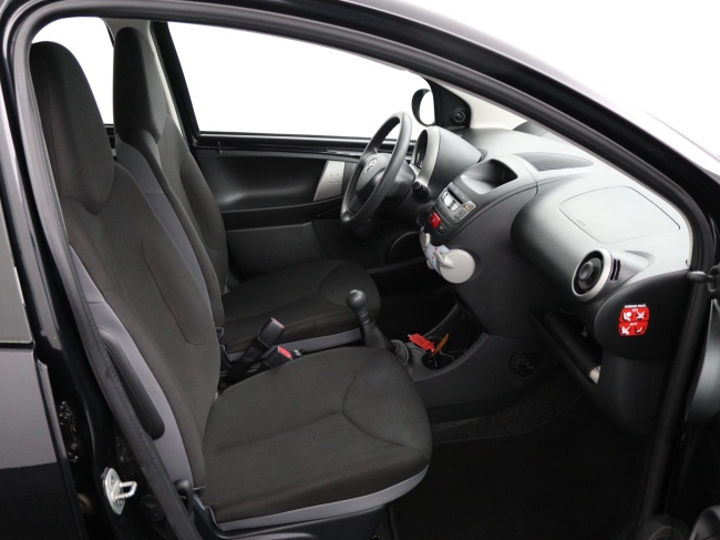 Toyota Aygo - 1.0 VVT-i Now