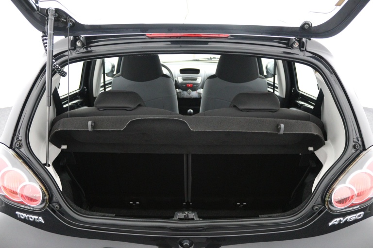 Toyota Aygo - 1.0 VVT-i Now 19