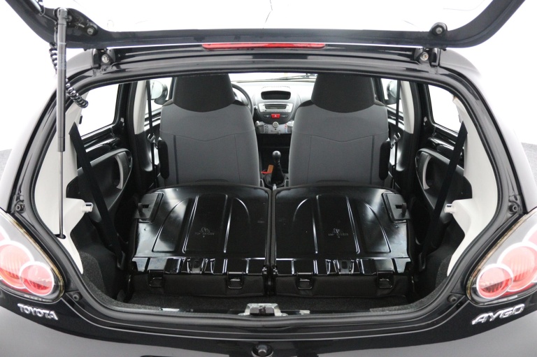Toyota Aygo - 1.0 VVT-i Now 23